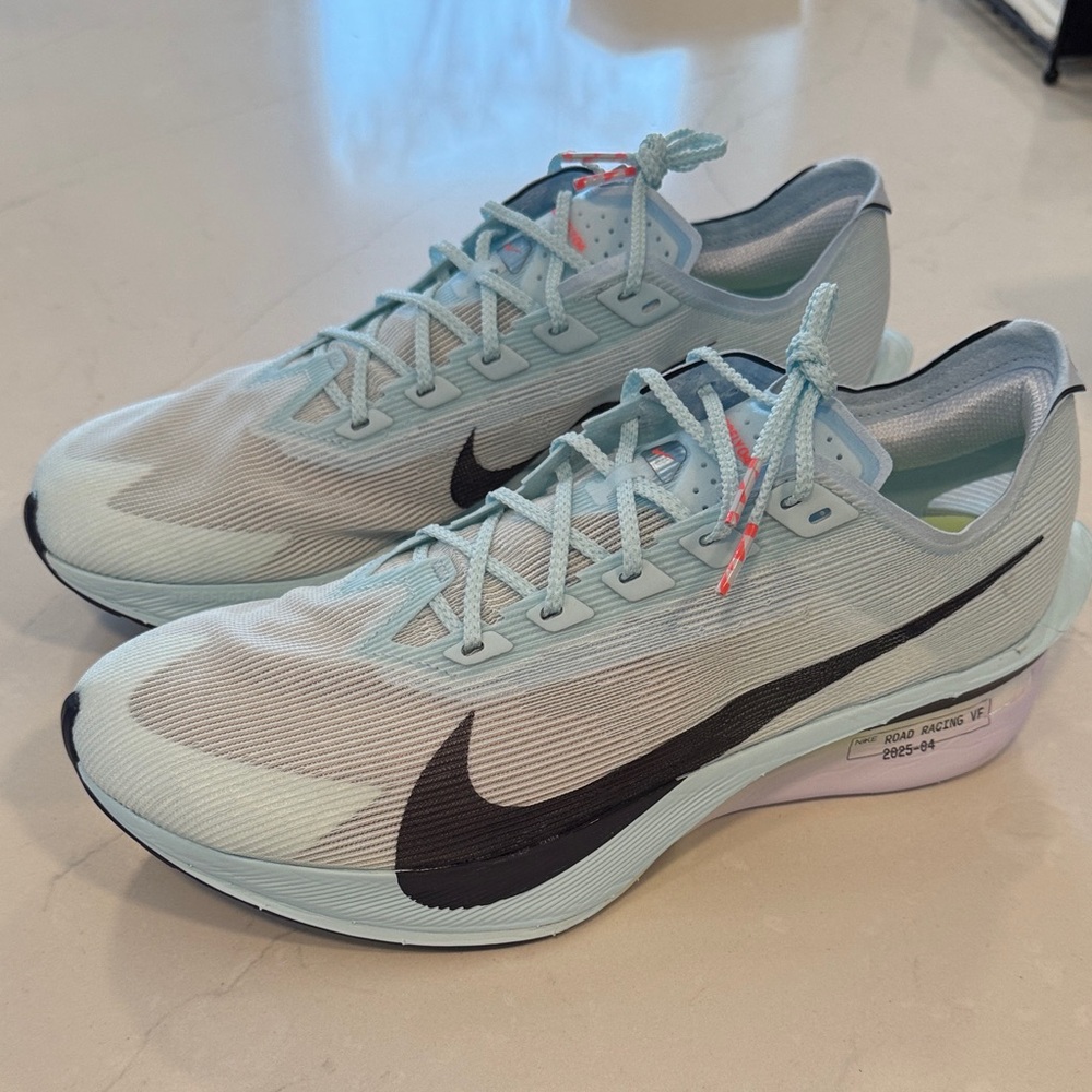 Nike ZoomX Vaporfly Next% 4